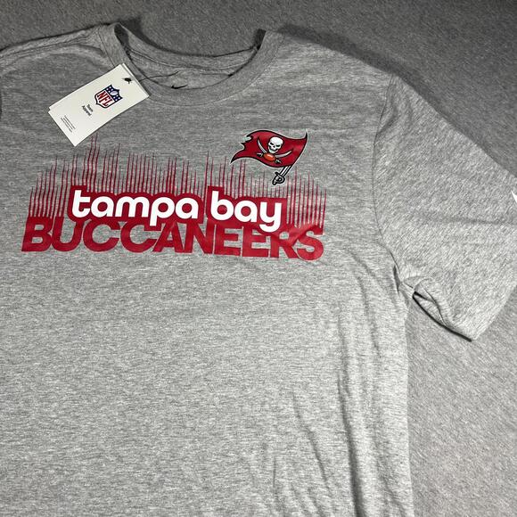 Nike Other - NWT NFL Nike Tampa Bay Buccaneers Men’s Large T-Shirt The Nike Tee Sports Gray